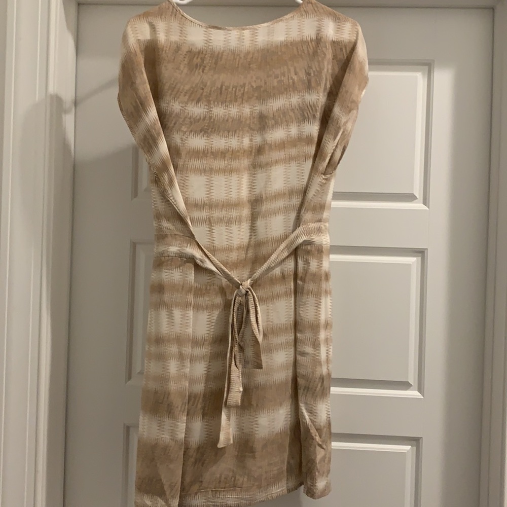 Dress - Picture 4 of 6